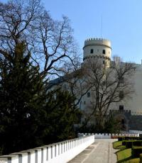 Castello di Orlik: bellezza bianca come la neve sopra la Moldava