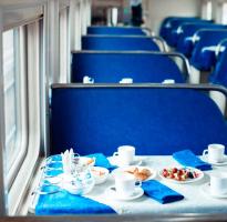 Reportaje fotográfico sobre el viaje en el primer tren de dos pisos de los Ferrocarriles Rusos (48 fotos)