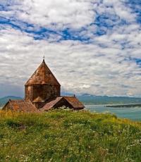 Örményország azúrkék gyöngye - Sevan-tó Sevan Természettudományi Múzeuma
