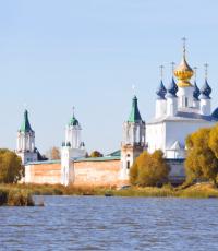 Mestá Zlatý prsteň Ruska, atrakcie, história, fotografie
