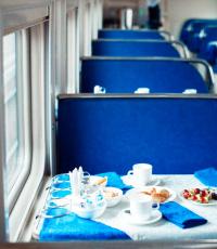 Foto reportaža o putovanju prvim dvospratnim vlakom Ruskih željeznica (48 fotografija)